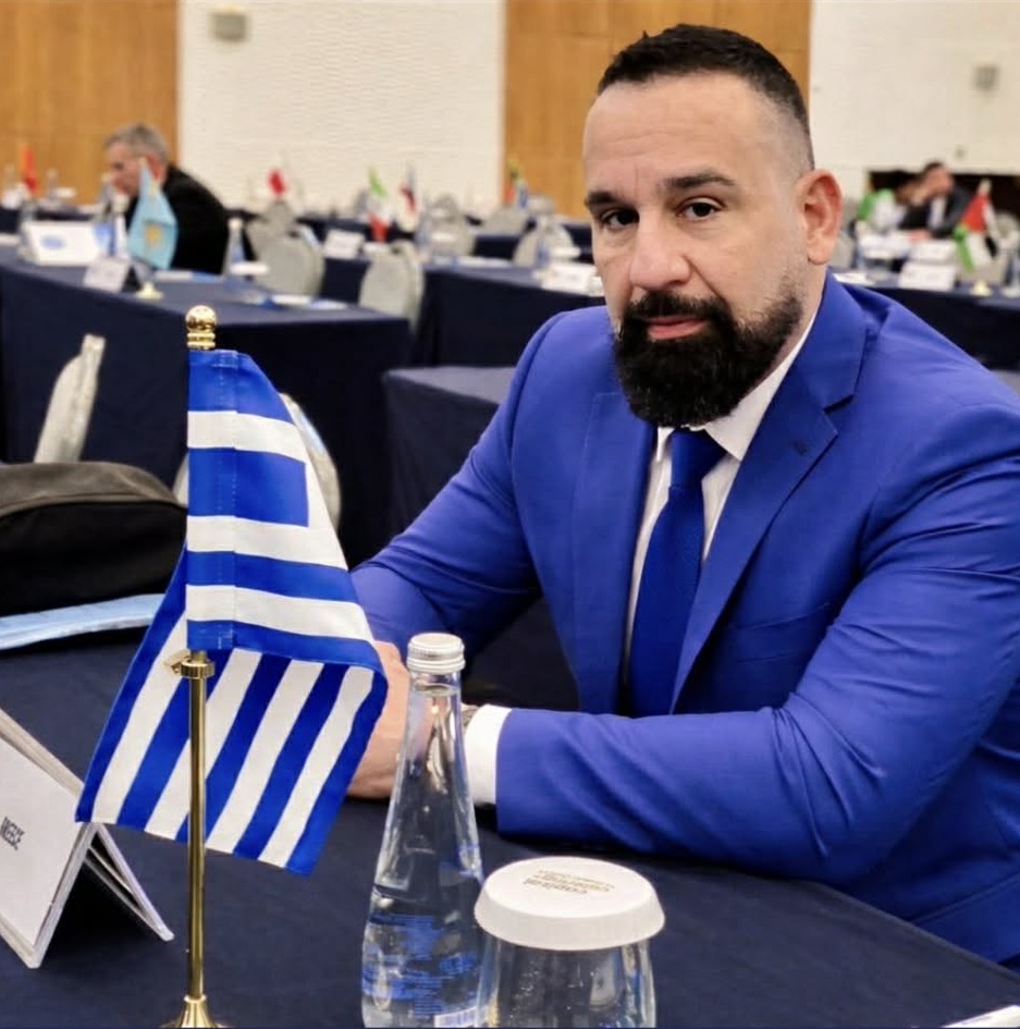 Αντώνης Μαυρομμάτης